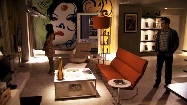 File:LouisApartment.jpg