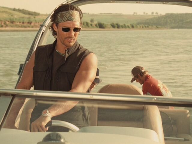File:Matthew-McConaughey-in-Sahara-matthew-mcconaughey-13862048-1067-800.jpg