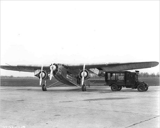 File:Ford Trimotor.jpg
