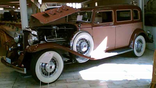 File:Marmon V-16.jpg