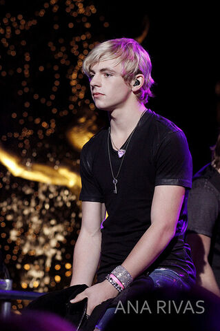 File:Ross Lynch.jpg