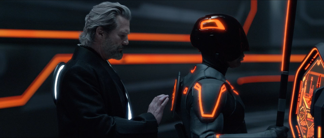 File:KevinFlynn3-TronLegacy.png
