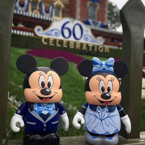 File:DLR60thVinylmation0005.jpg