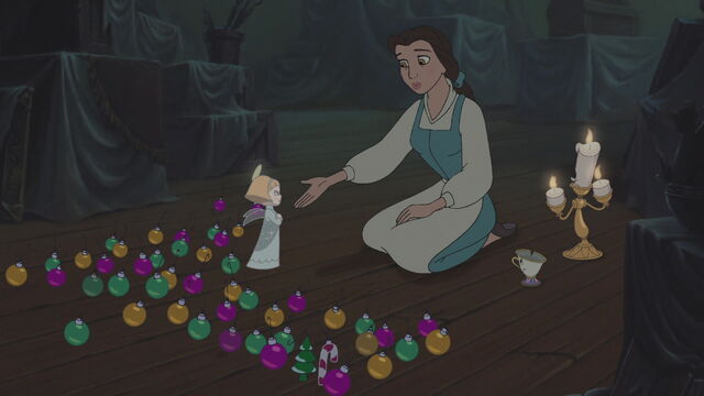 File:Beauty-beast-christmas-disneyscreencaps.com-2409.jpg