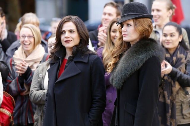 File:OUAT S5 23 57.jpg
