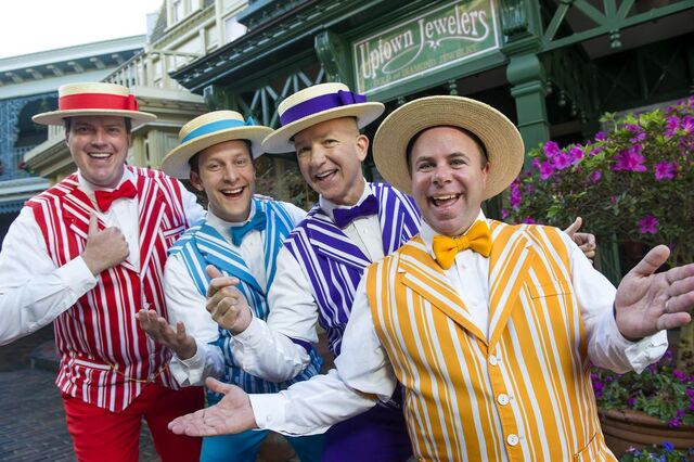 File:Dapperdans.jpg