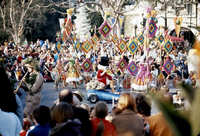 File:1-74ParadeD.jpg