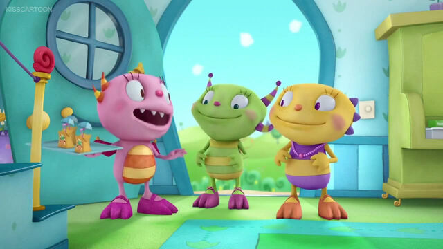 File:Summer Meg Izzy.jpg