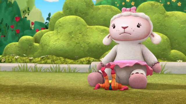File:Lambie and awesone guy.jpg