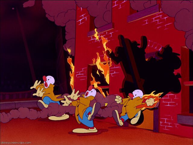 File:Dumbo-disneyscreencaps com-6909.jpg