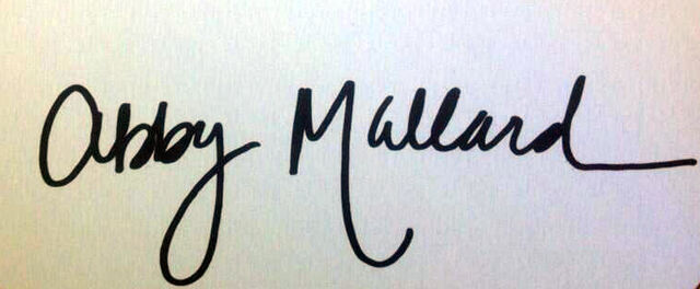 File:Abbymallardautograph.jpg