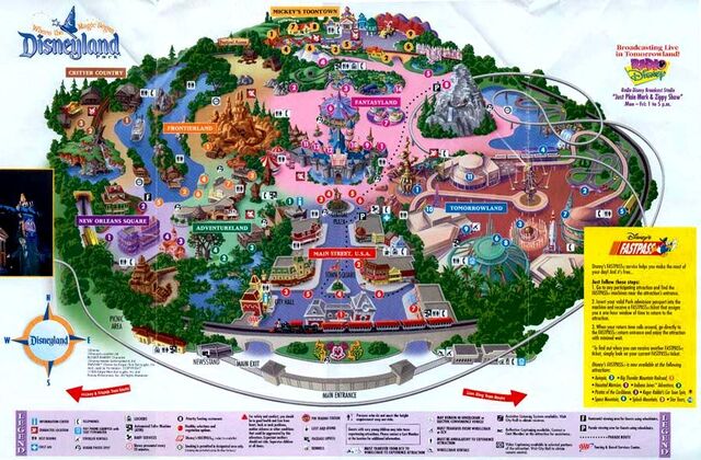 File:Disneyland 2001 map.jpg