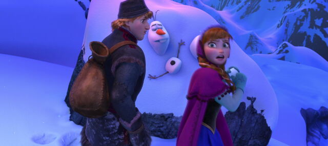 File:Frozen-snowball.jpg