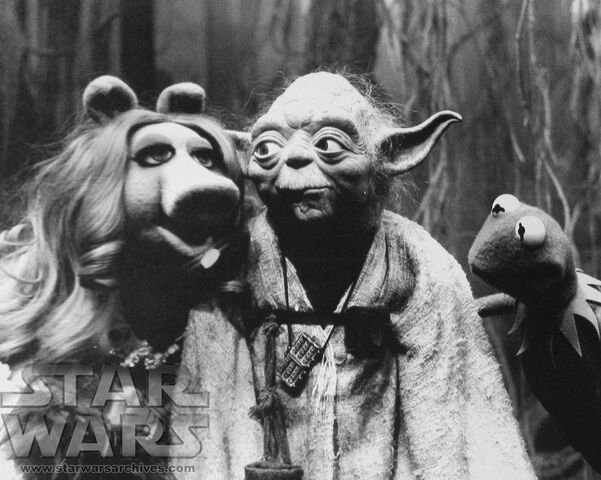 File:StarWars-Piggy-Yoda-Kermit.jpg