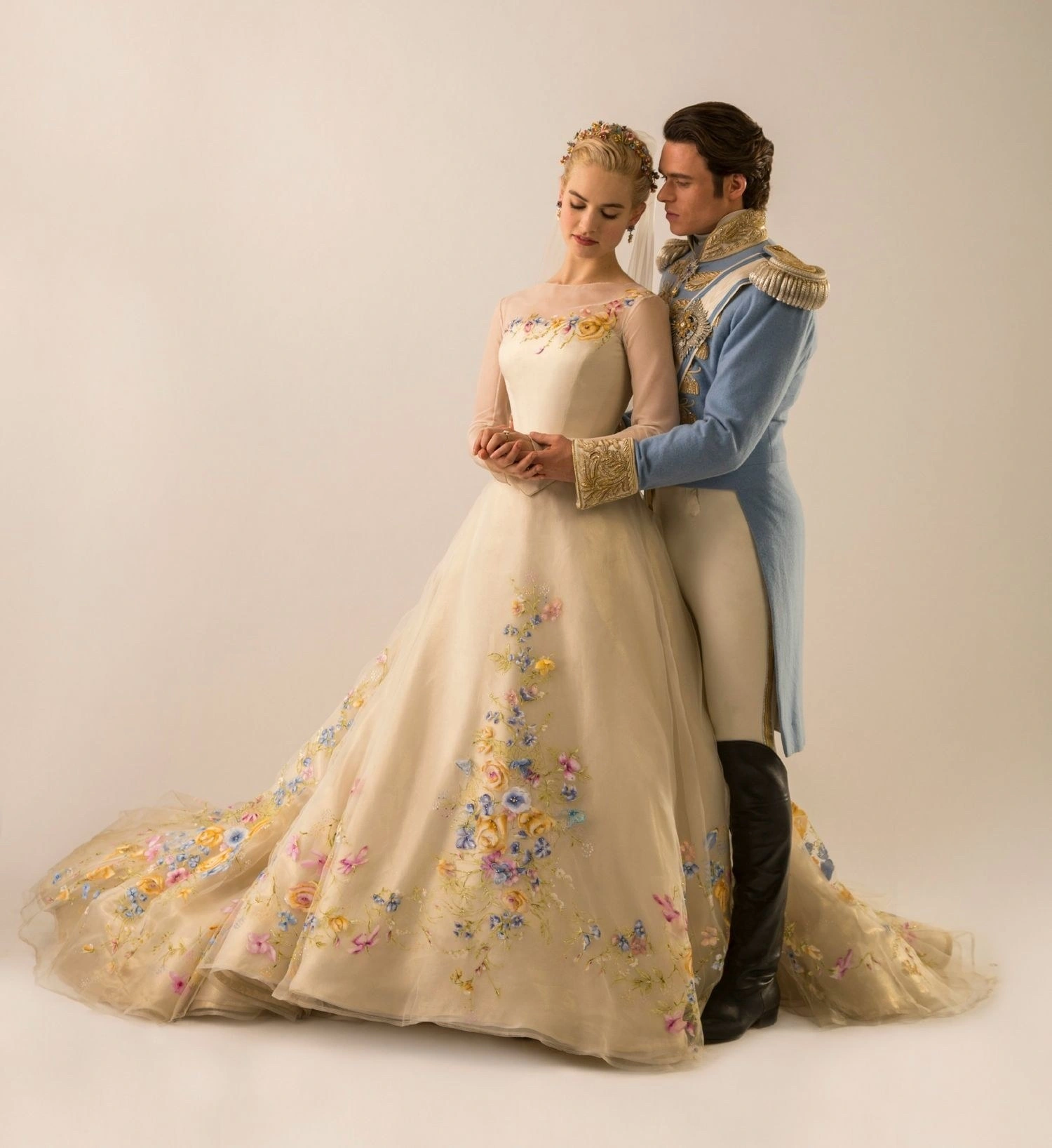 Image Cinderella with prince kit.png Disney Wiki FANDOM powered