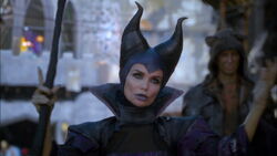 Descendants-disneyscreencaps.com-749