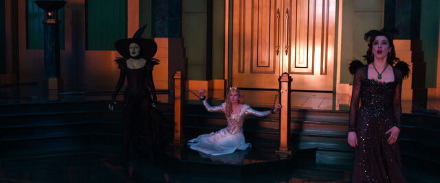 File:Oz-great-powerful-disneyscreencaps.com-13118.jpg