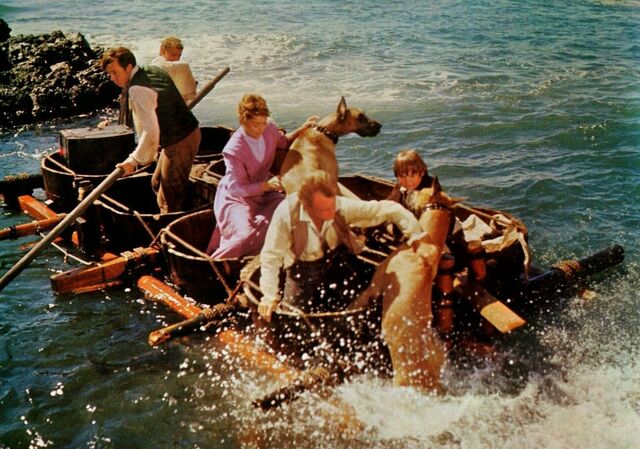File:SwissRaft.jpg