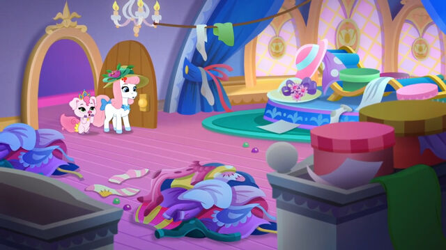 File:Helping Hooves-006.jpg