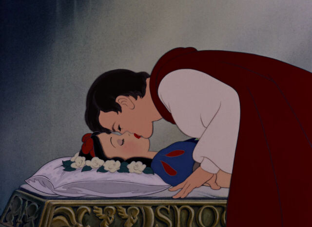 File:Snow-white-disneyscreencaps.com-9412.jpg