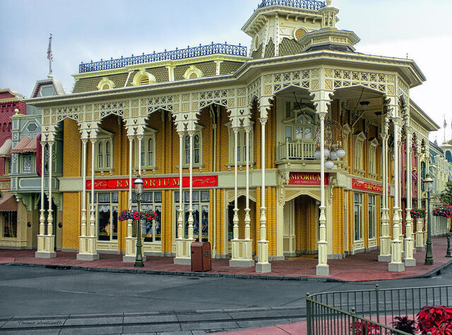 File:The-emporium-main-street-walt-disney-world-thomas-woolworth.jpg