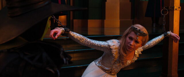 File:Oz-great-powerful-disneyscreencaps.com-12434.jpg