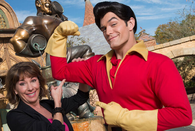 Файл:New-fantasyland-HQ-paige-ohara-gaston-120612.jpg