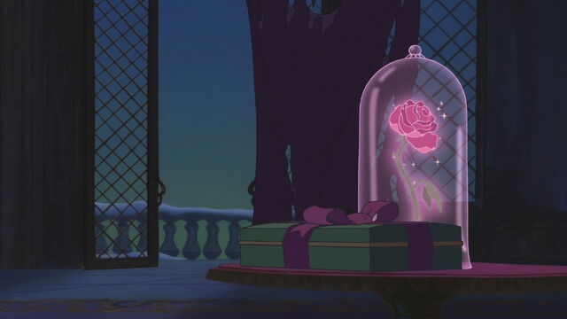 File:Beauty-beast-christmas-disneyscreencaps.com-3781.jpg