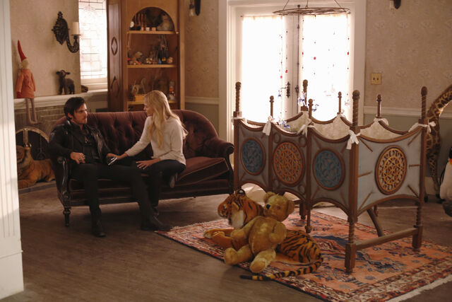 File:OUAT S5 15 33.jpg