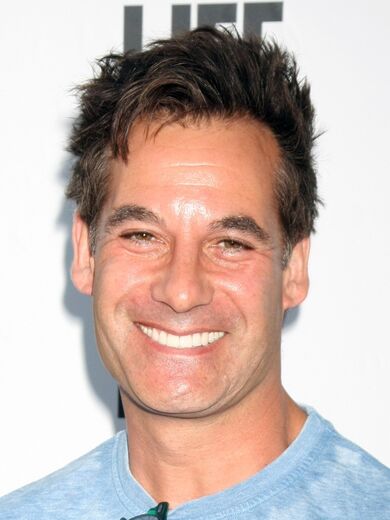 File:Adrian Pasdar.jpg