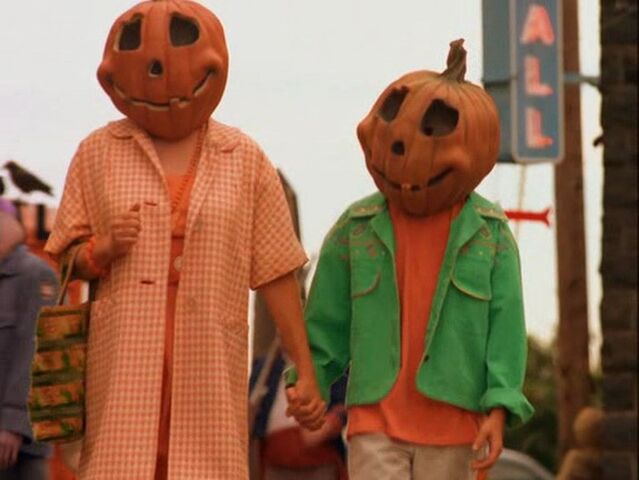 File:Halloweentown-disneyscreencaps.com-2978.jpg