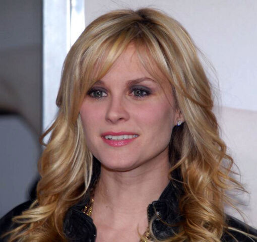 File:Bonnie Somerville.jpg