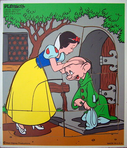 File:PlayskoldopeykissC.jpg