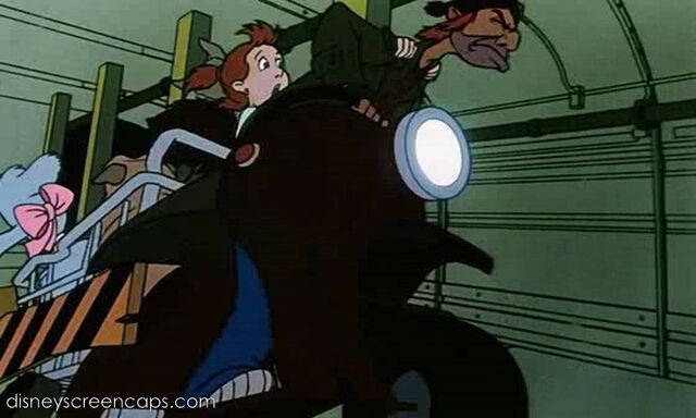 File:Oliver-disneyscreencaps.com-7069.jpg