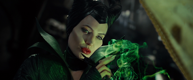 File:Maleficent-(2014)-237.png