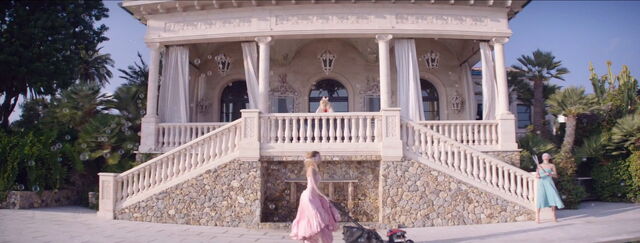 File:Moi video 10.jpg
