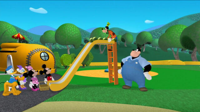 File:Using a giant slide.jpg