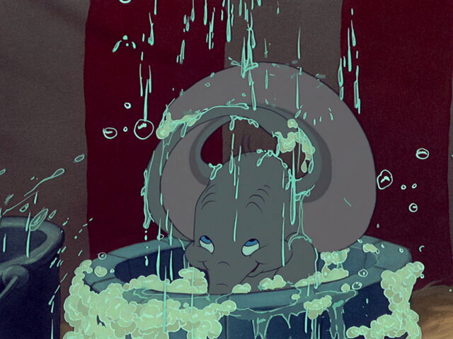 File:Dumbo-disneyscreencaps.com-1859.jpg