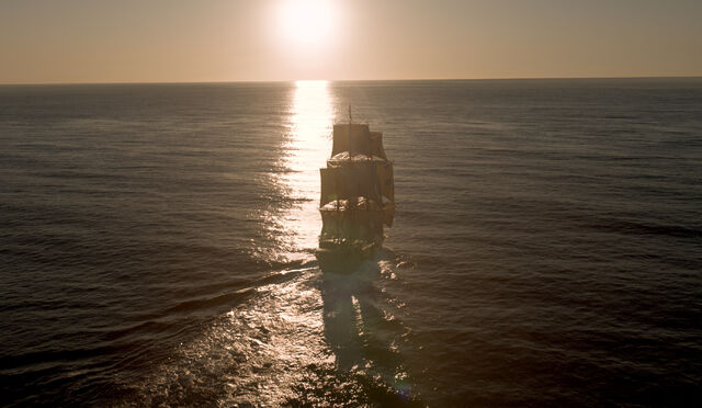 File:Ship DMTNT.jpg