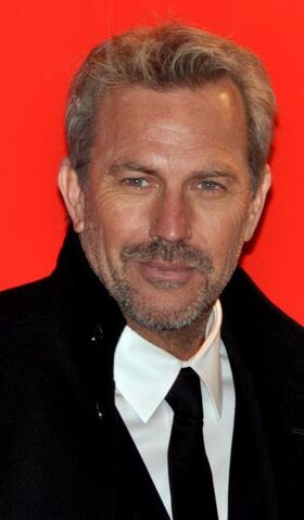 File:Kevin Costner Césars 2013 3.jpg