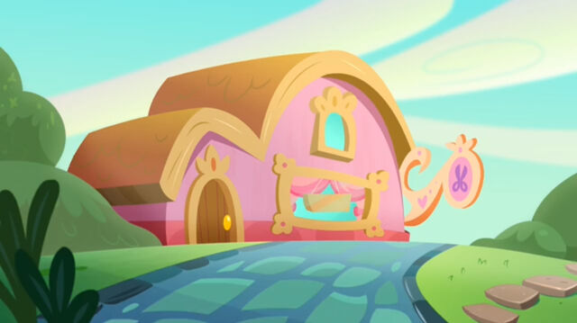 File:Tilly's tutu tailor.jpg