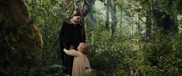 File:Maleficent-and-Little-Aurora-4.png