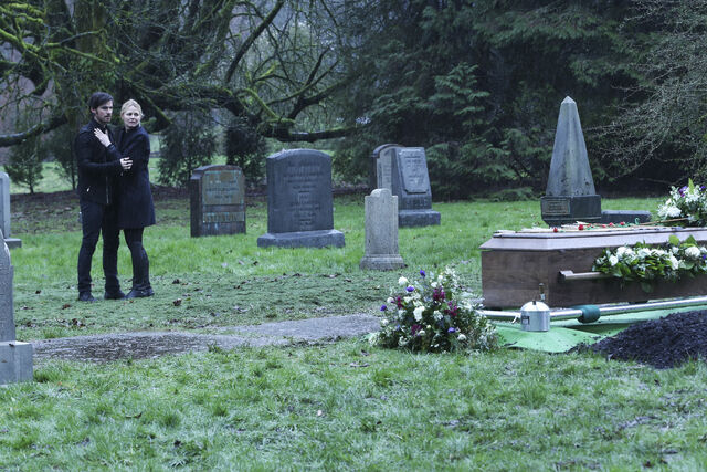 File:OUAT S5 26.jpg