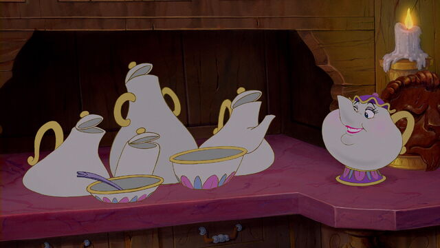 File:Beauty-and-the-beast-disneyscreencaps.com-4250.jpg