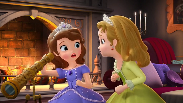 File:Amber and Sofia.png