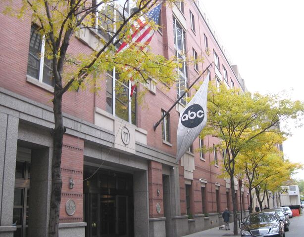 File:ABC 77 W66 jeh.jpg