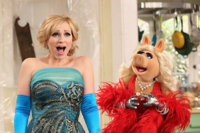 File:Amy and piggy.png