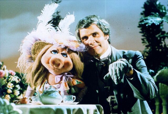 File:Rich Little01.jpg