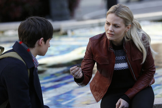 File:OUAT S5 23 43.jpg