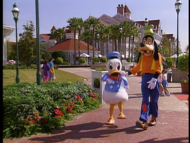 File:DonaldDuckandGoofy.jpg